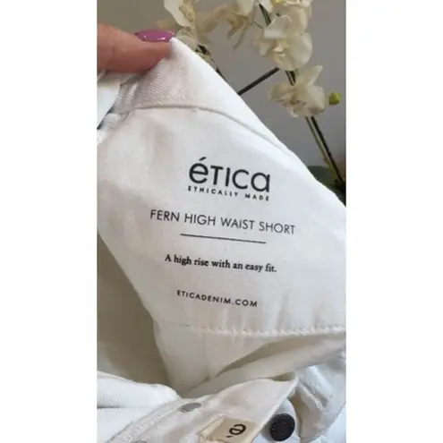 ETICA Fern High Rise Short Vintage White NWT Size 25 | Retail $138 | Sold Out