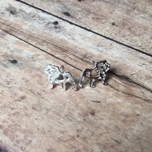 Silver Bully Bulldog Stud Earrings UGA Georgia Samford