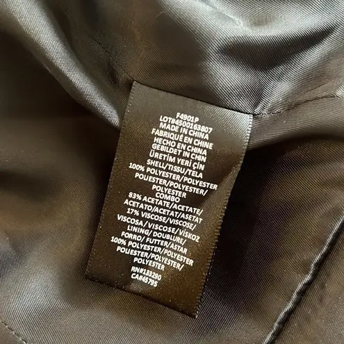 Marchesa Voyage Printed Peaked