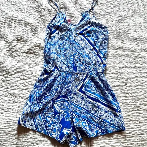 Lilly Pulitzer  dusk shorts romper blue and white size S