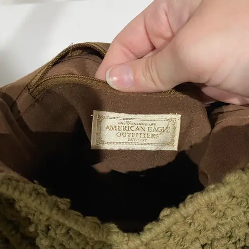 American Eagle  green crochet shoulder bag with coin