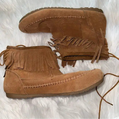 Makalu Canyon Brown Moccasin Fringe Booties size 7