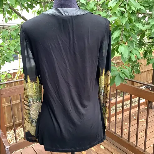 Alberto Makali Beautiful elegant blouse🌹