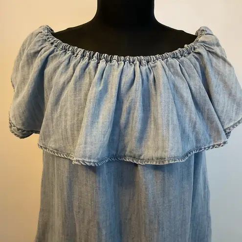 3. Sneak Peek Light Wash Off the Shoulder Chambray Dress Size Large Blue