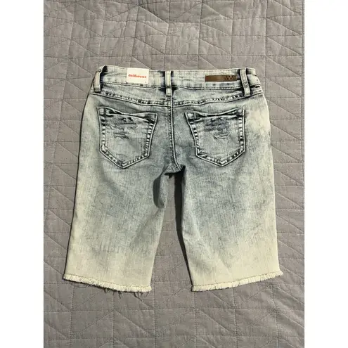 Dollhouse Denim Jean Shorts Womens Juniors Size 1 Distressed Light Washed NWT