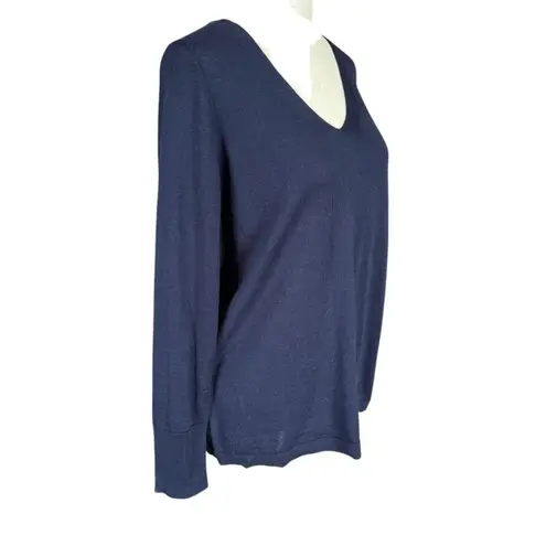 Talbots  Petites XP dark blue long sleeve v-neck pullover stretchy wool sweater