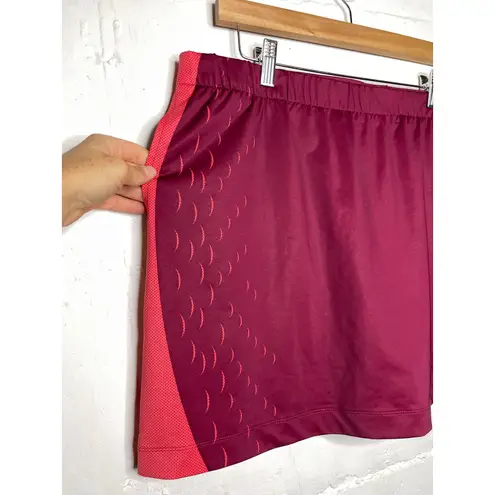 Nike  Golf Womens Athletic Skort Size Medium Burgundy