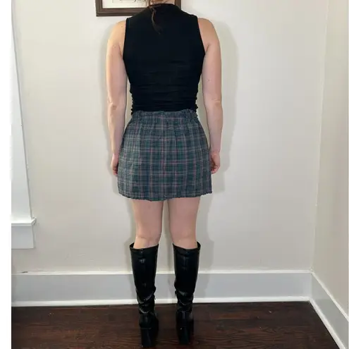 American Eagle  Green Plaid Mini Skirt Size Medium