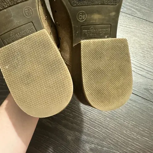 Fergalicious Fergie Women’s 6.5 Ankle Boots