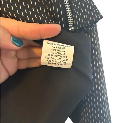 ALBION FIT Albion Women’s Black and White Midnight Dash Patterned Bomber Jacket Sz Medium