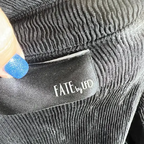 Fate by LFD black duster shirt textured look small