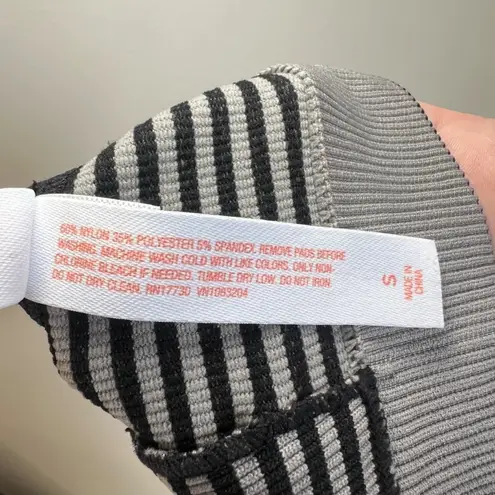 Colsie Women's Ribbed Bralette Striped Black Gray Padded Bra Keyhole Back Small