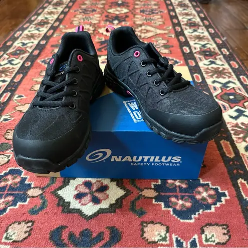 NWT Nautilus Carbon Nano