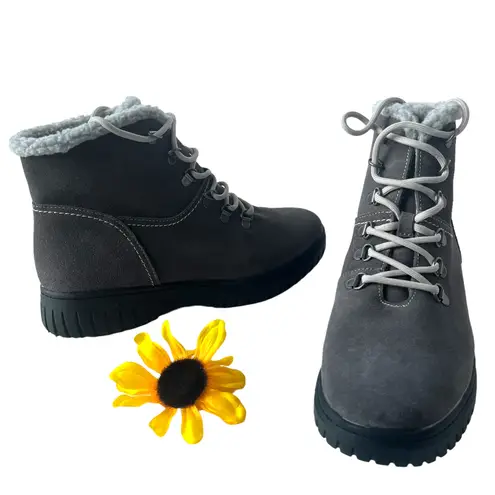 White Mountain Suede Lace Up Womens Boots 10M Faux Fur Lined Ankle Gorp Hiking