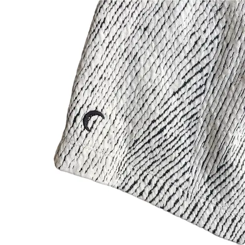 Zyia NWT White Weave Texture Drawstring Pull On Shorts 2XL