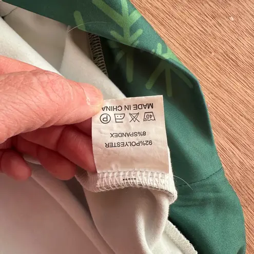 None Christmas Cat Hoodie XL Green Snowflake Funny Holiday Sweatshirt