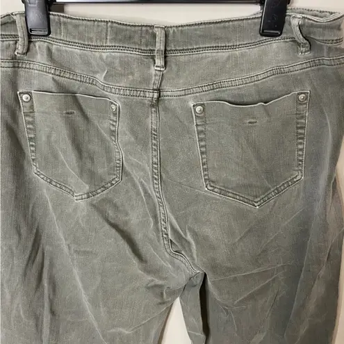 J. Jill Denim Jeans Women’s Size 12 Gray Authentic Fit Slim Ankle Great Cond