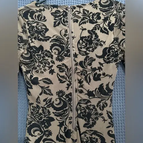 Windsor Dress Womens Small Floral Bodycon VNeck Ruched LongSleeve Romantic Chic Black