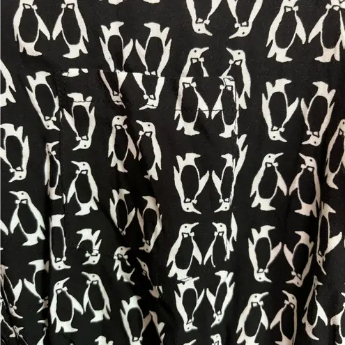 Mimi Chica Penguin Print Black and White Roll Tab Sleeve V-Neck Shirt Dress L π§