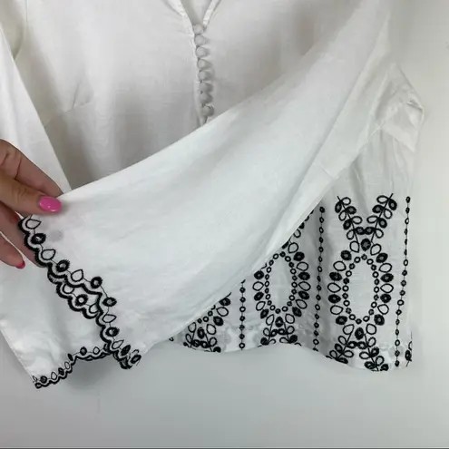 Tweeds Linen White Eyelet Blouse Top Sz Medium Boho Coastal Grandma