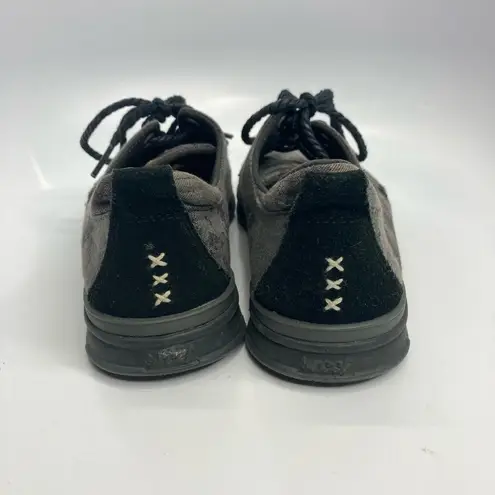 REEF  Rover low tx sneakers size 7