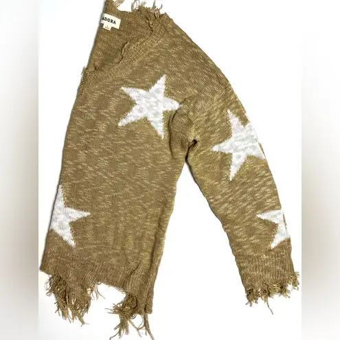 Adora Boutique Oversized Distressed Star Sweater – Size L Gold Size L