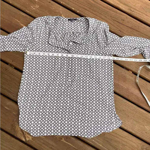 NYDJ Women’s blouse 🌸 PRETTY print🌸