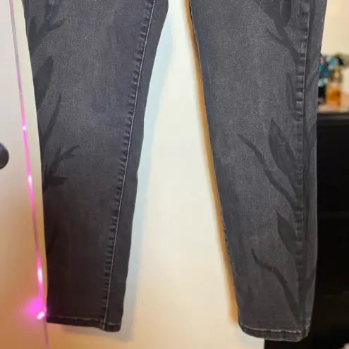 TigerSass Black Hand