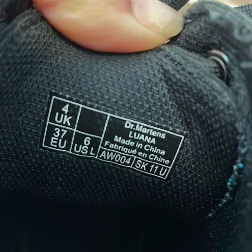 Dr. Martens  Luana Smooth Leather Lace Up Combat Boots Women's 6 Black