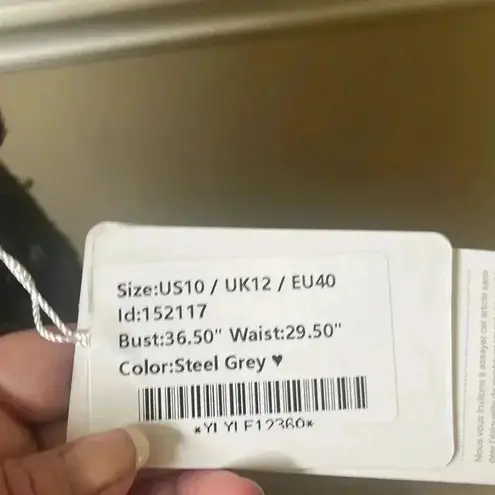 JJ's House NWT-Ballâgown princess scoop neck floor-length tulle dress