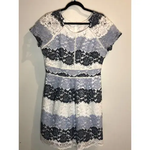 Pinky Los Angeles Blue and White Lace Dress Preppy Brunch Wedding Guest Sunday Size L