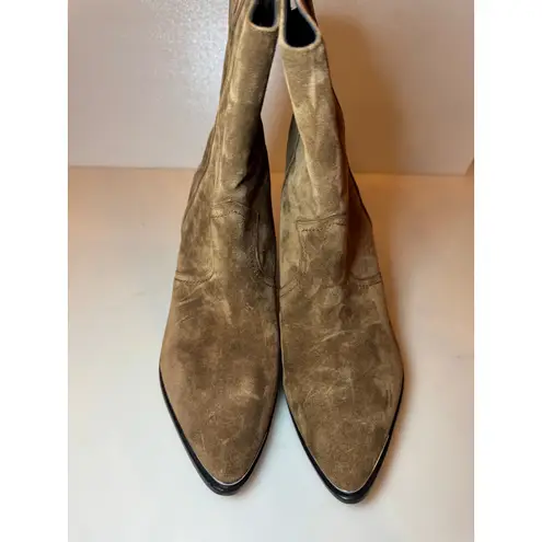 Veronica Beard Cody Suede Western Bootie Taupe $595.00 retail price sz 8.5