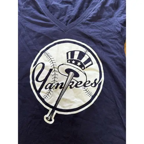 Victoria's Secret PINK New York Yankees Short Sleeve T Shirt Size Large Preppy Blue