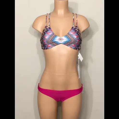 PilyQ Belize reversible bikini. NWT