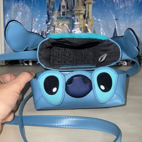 Lounge Fly Disney Danielle Nicole lilo and Stitch figural cosplay crossbody bag