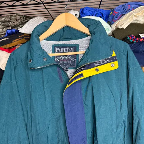 Vintage Pacific Trail Windbreaker Jacket with Hoodie Adult size XL Multiple