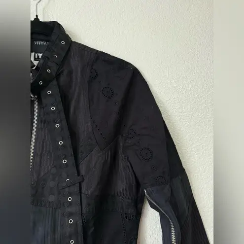 Versace VTG  Versus Zip Front Jacket Size 28/42 - Image 4