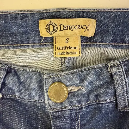 Democracy Women's Embroidered Geometric Shapes Jeans Girlfriend Size 8 Stretch