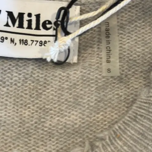 27 Miles Women’s Light Grey Skull Design Cashmere Sweater