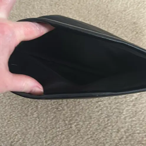 Great American Leatherworks Black/Red Clutch Black