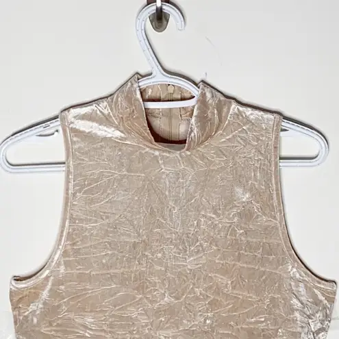 525 America mockneck champagne crinkled tank top sz M Size M