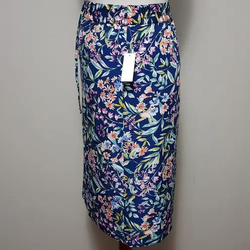 Talbots  blue floral pull on a-line skirt size 16