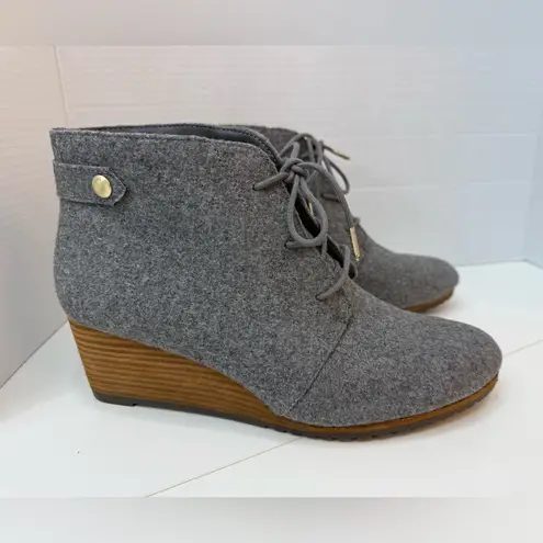 NEW Dr. Scholl's Wedge Booties size 9 Gray