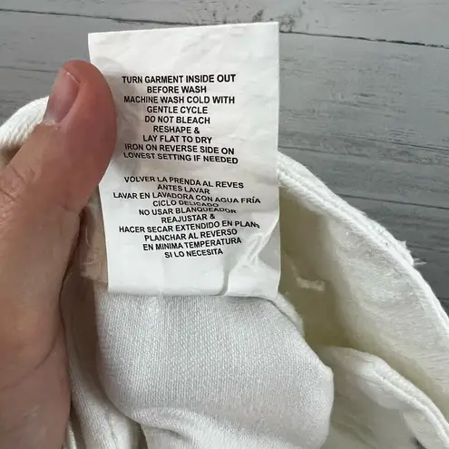 Taylor & Sage White Eyelet Skinny Jeans Size 25