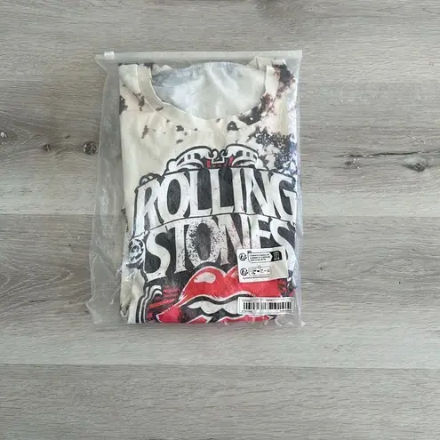 Nantuxent Designs Rolling Stones Tee Heather Charcoal S NWT IN PACKAGE Gray