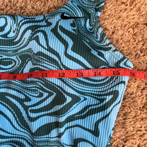 Nike  Women's Aqua Swirl One-Piece Swimsuit size Large