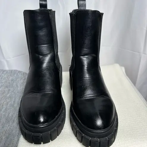 Truffle Collection Chunky Chelsey boots, black Sz 8