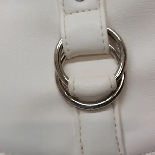 White Avon Signature Collection Vegan Leather Crossbody Purse Adjustable MINT