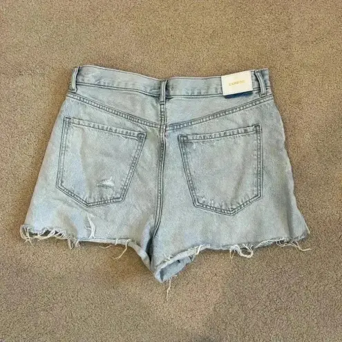 EXPRESS  Super High Rise Mom Shorts Light Wash Blue Denim Distressed Raw Size 12