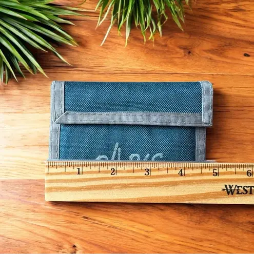 None VINTAGE Paris Souvenir Wallet - 1990s